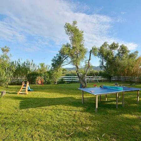 Likithos Village 3* 圣乔治斯