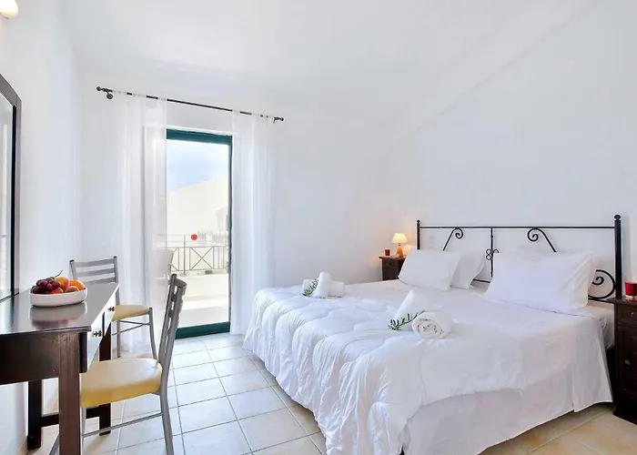 Likithos Village 3*